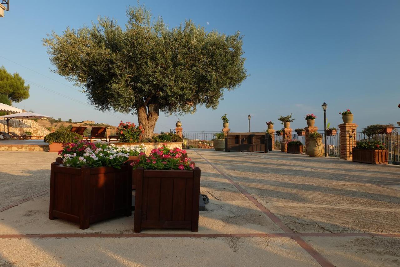 B&B A Robba De Pupi Agrigento Eksteriør billede